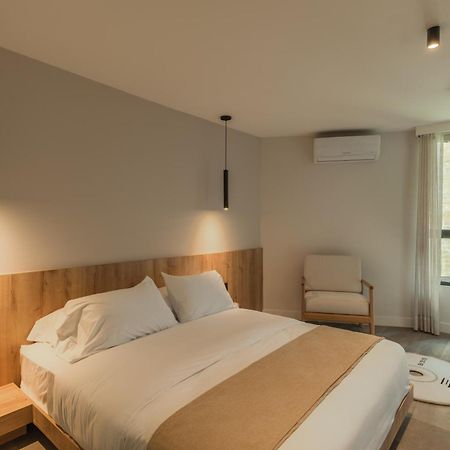 Apartment Patito Feo - Poblado Medellín Eksteriør bilde