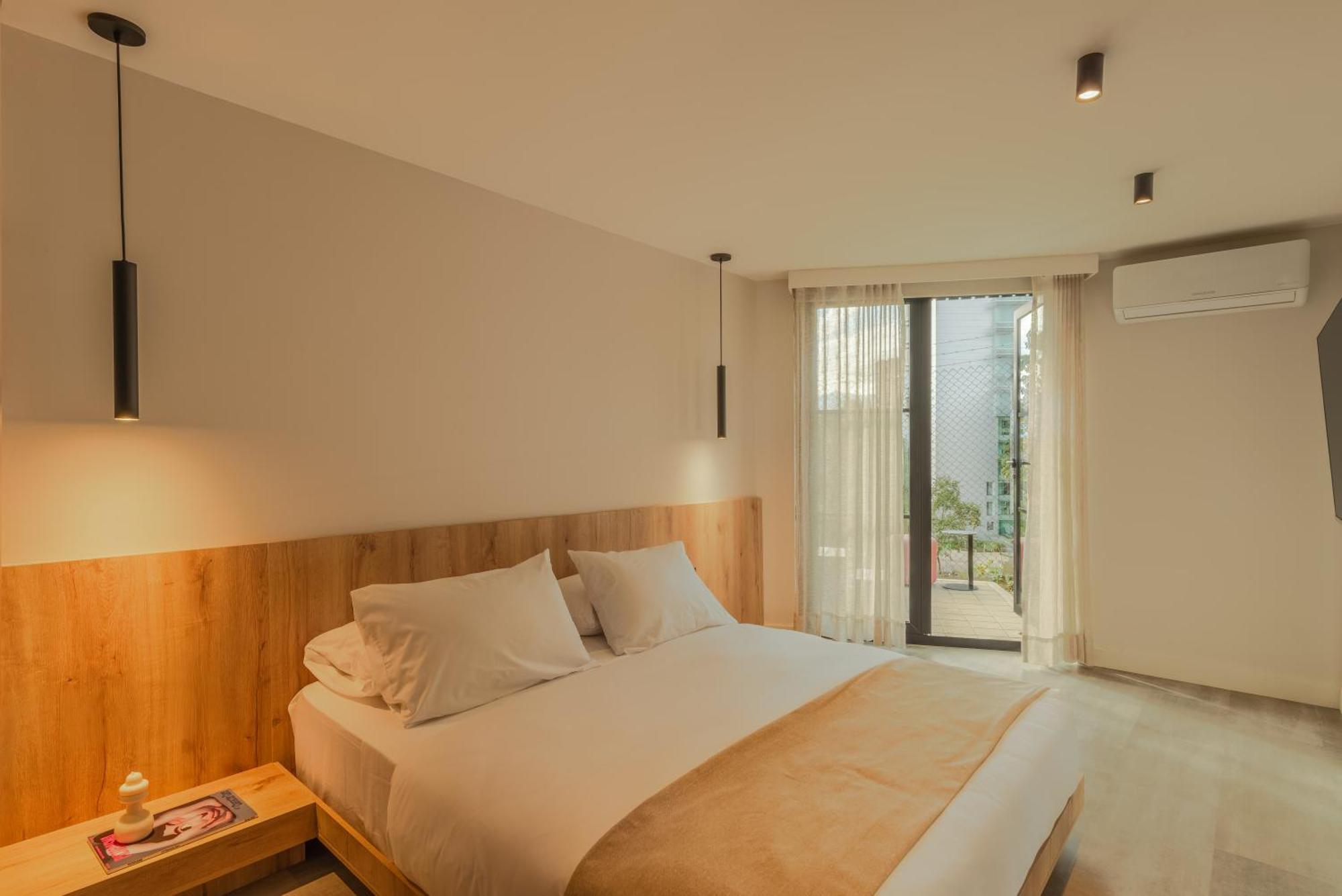 Apartment Patito Feo - Poblado Medellín Eksteriør bilde